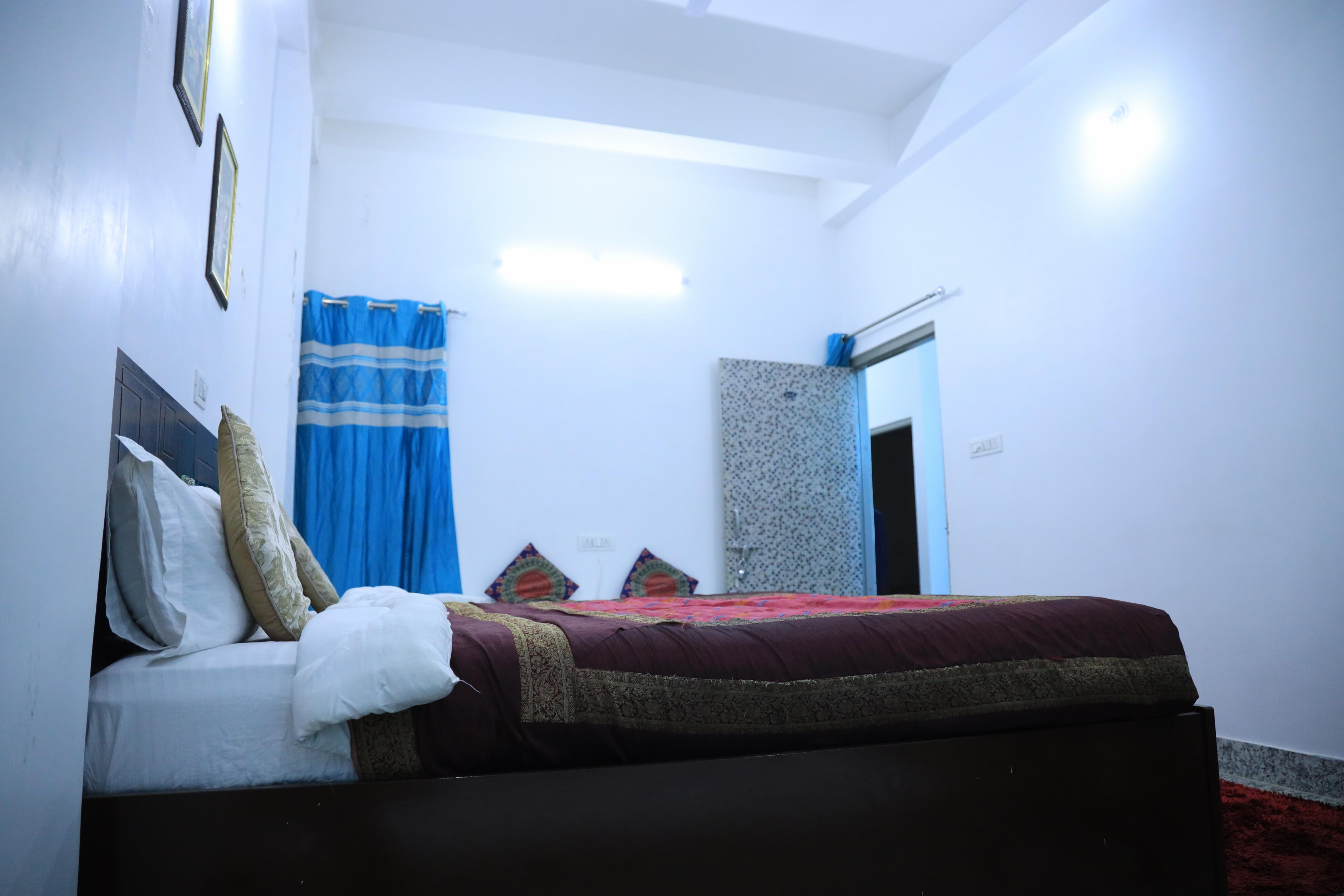 Singh's Haveli - Tap to explore photos