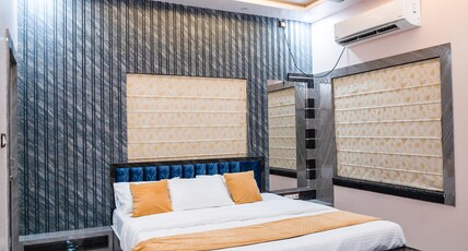 OASIS INN Room Type - Deluxe Room