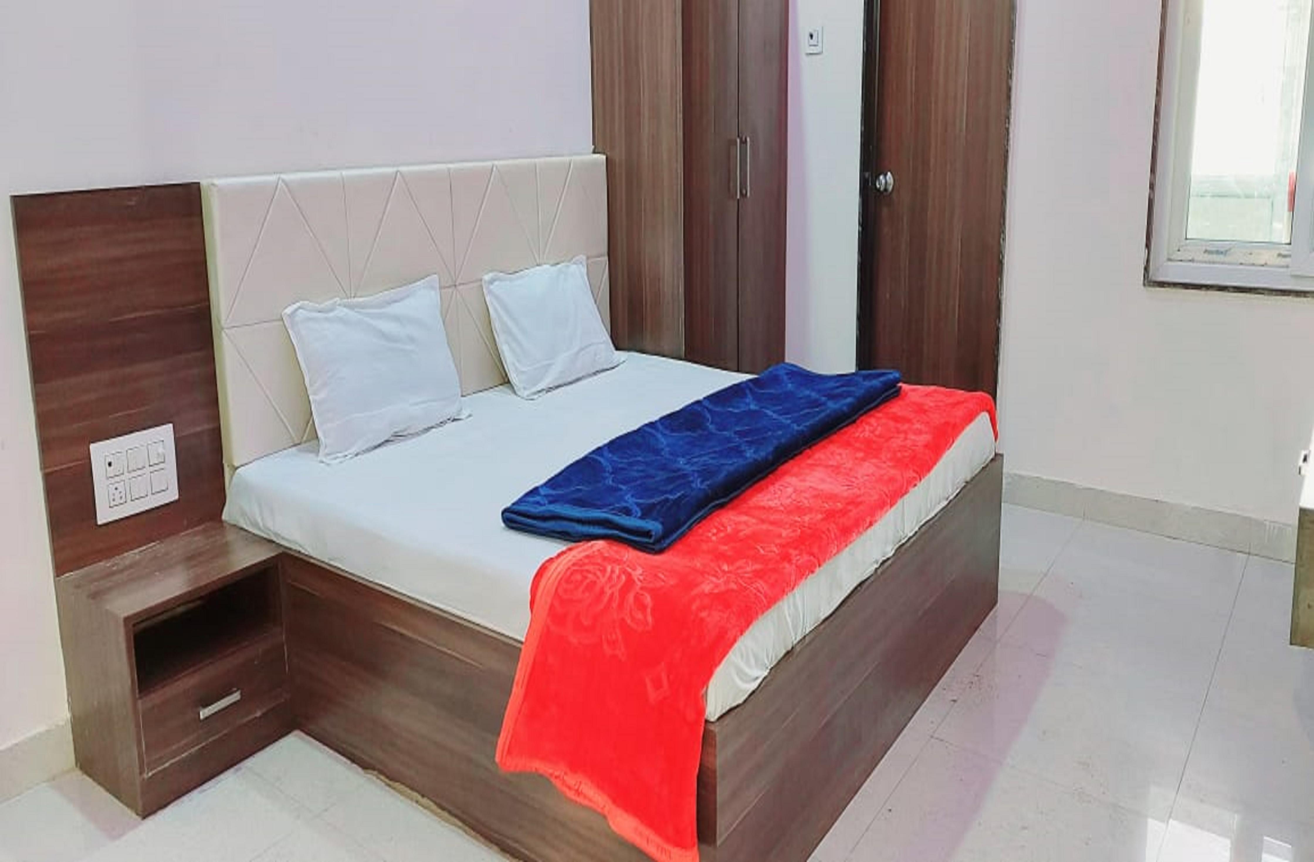 SHUBHAM HOTEL AND RESORT Room Type - Deluxe Room with River View