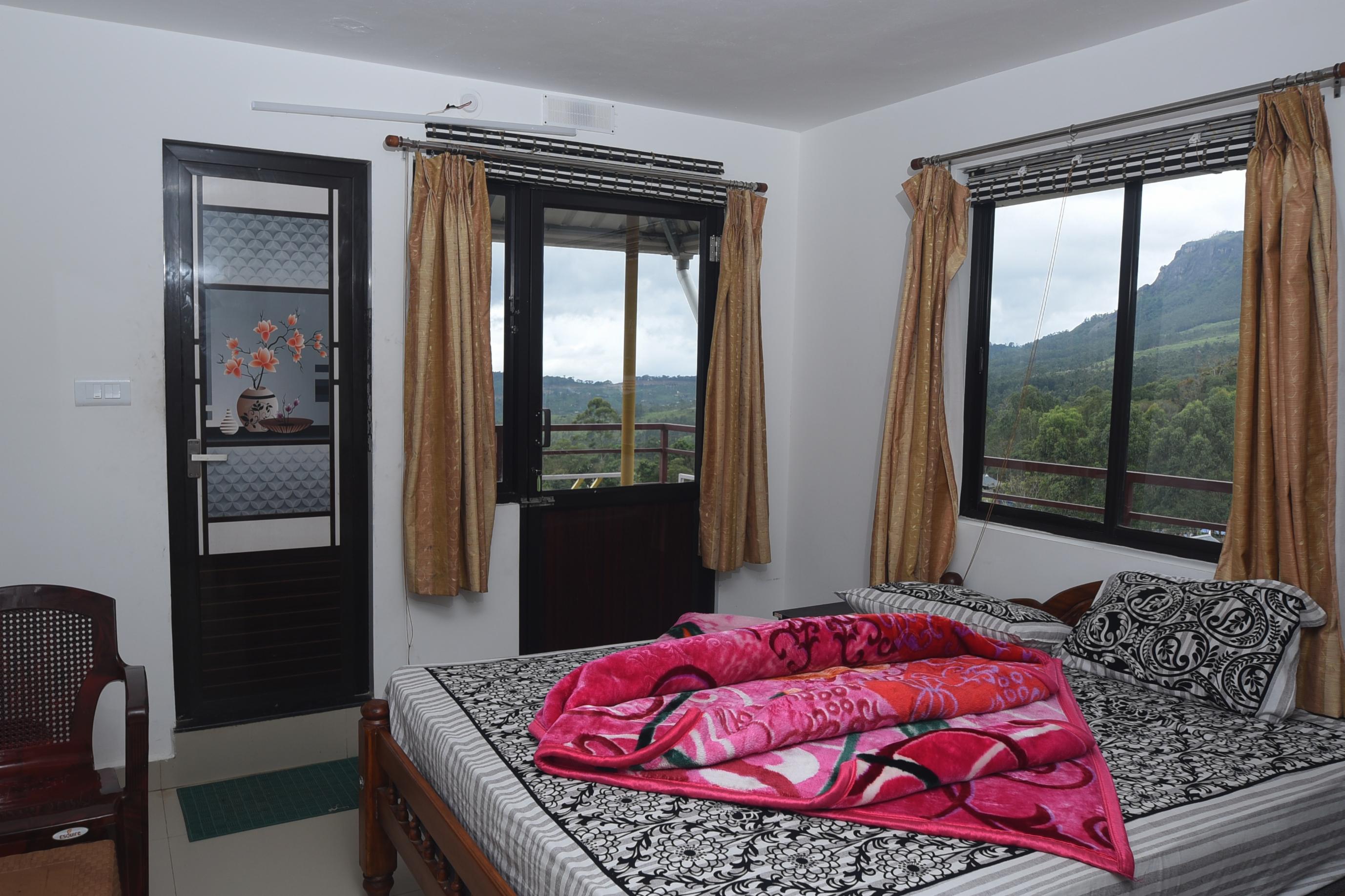 Sri Lakshmi Home Stay - Tap to explore photos