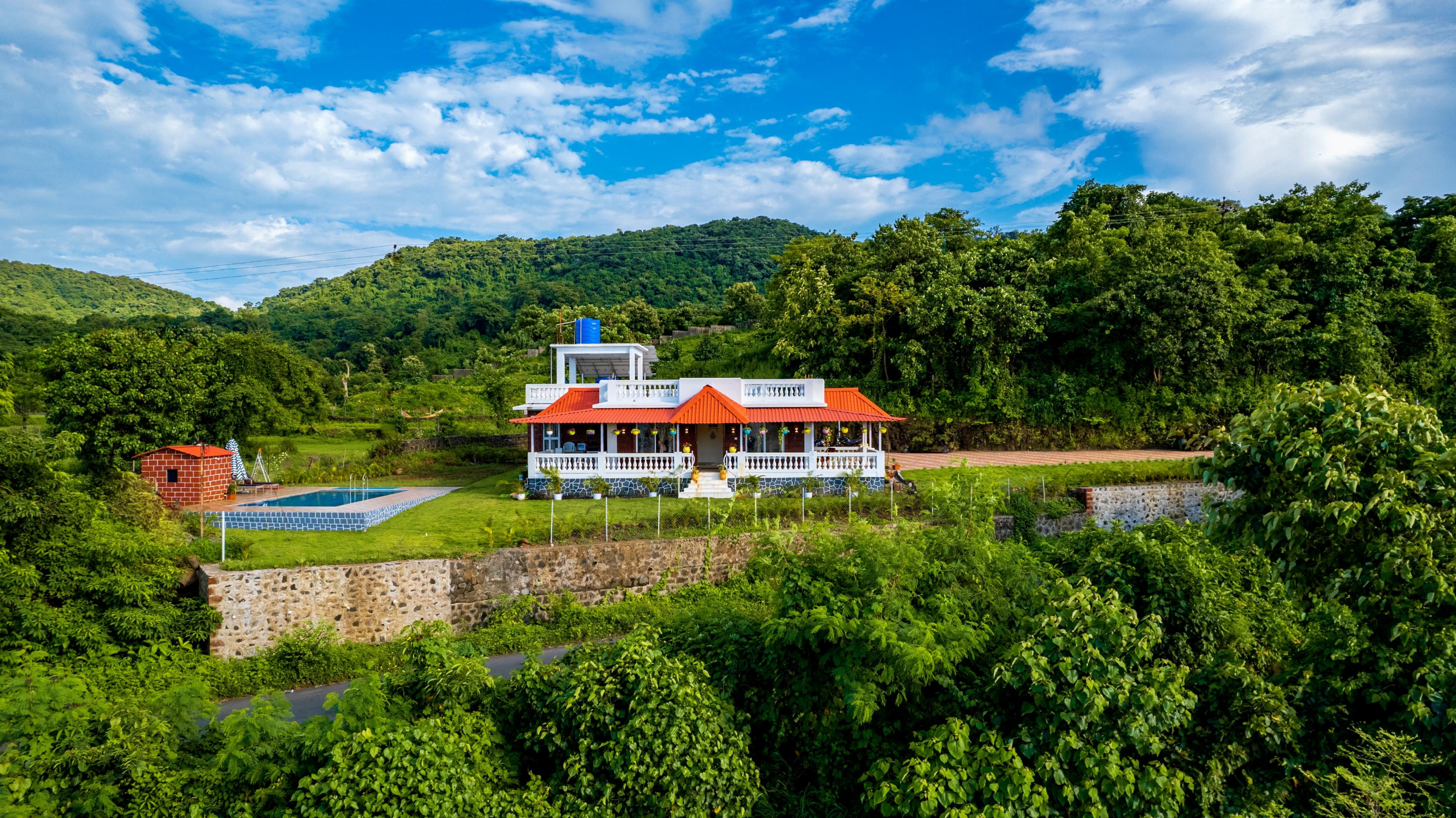 SpicyMango Ocean Paradise | Luxurious Sea View Villa In Alibag