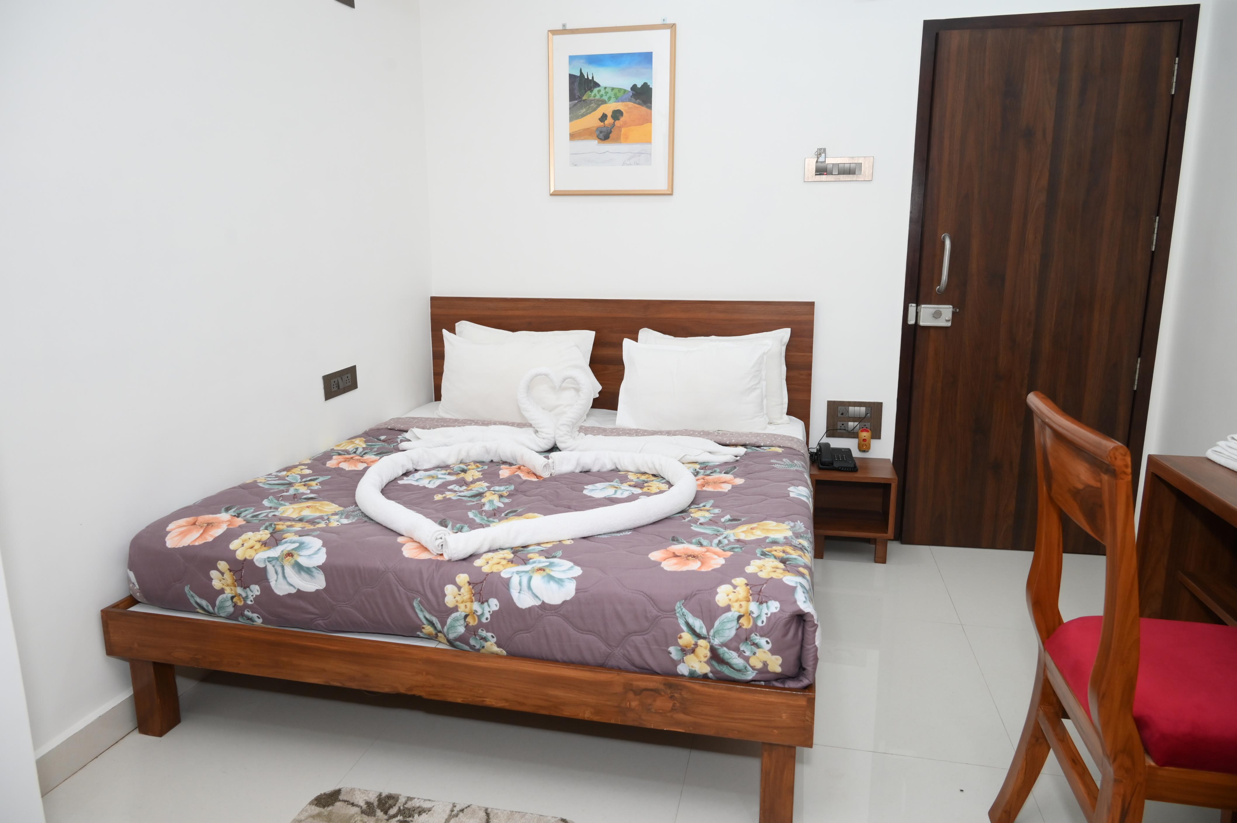 Hotel Rajwada Executive Room Type - Deluxe AC Room