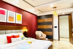 BluO Studio4 DLF CyberCity - Balcony, Gym TT, Lift