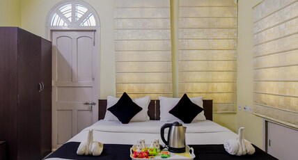 WHITEHOUSE Room Type - DELUXE ROOM