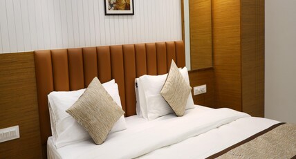 Hotel Tulsi Room Type - EXECUTIVE ROOM