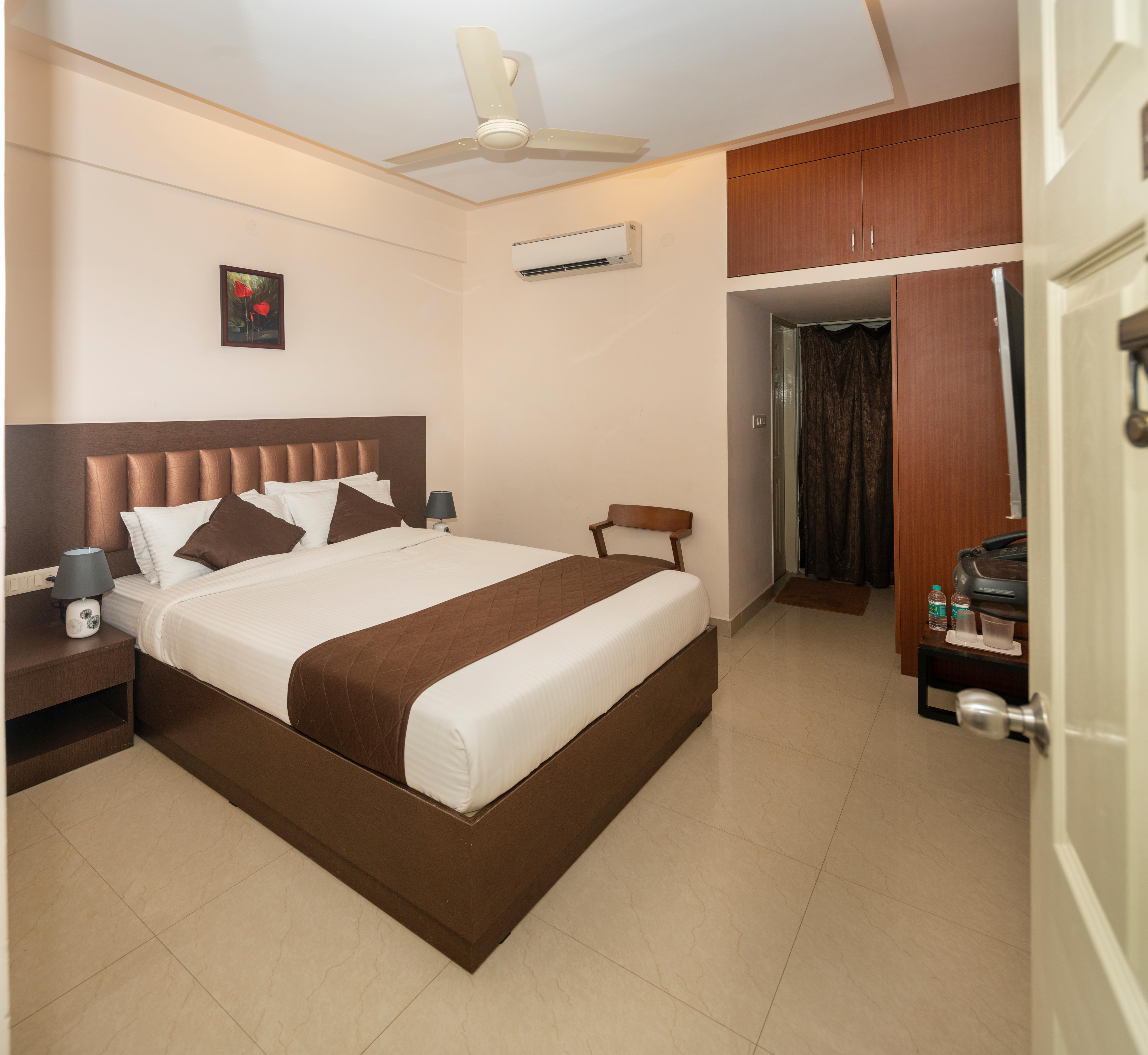 Hotel Balinova - Marathahalli Room Type - DELUXE ROOM