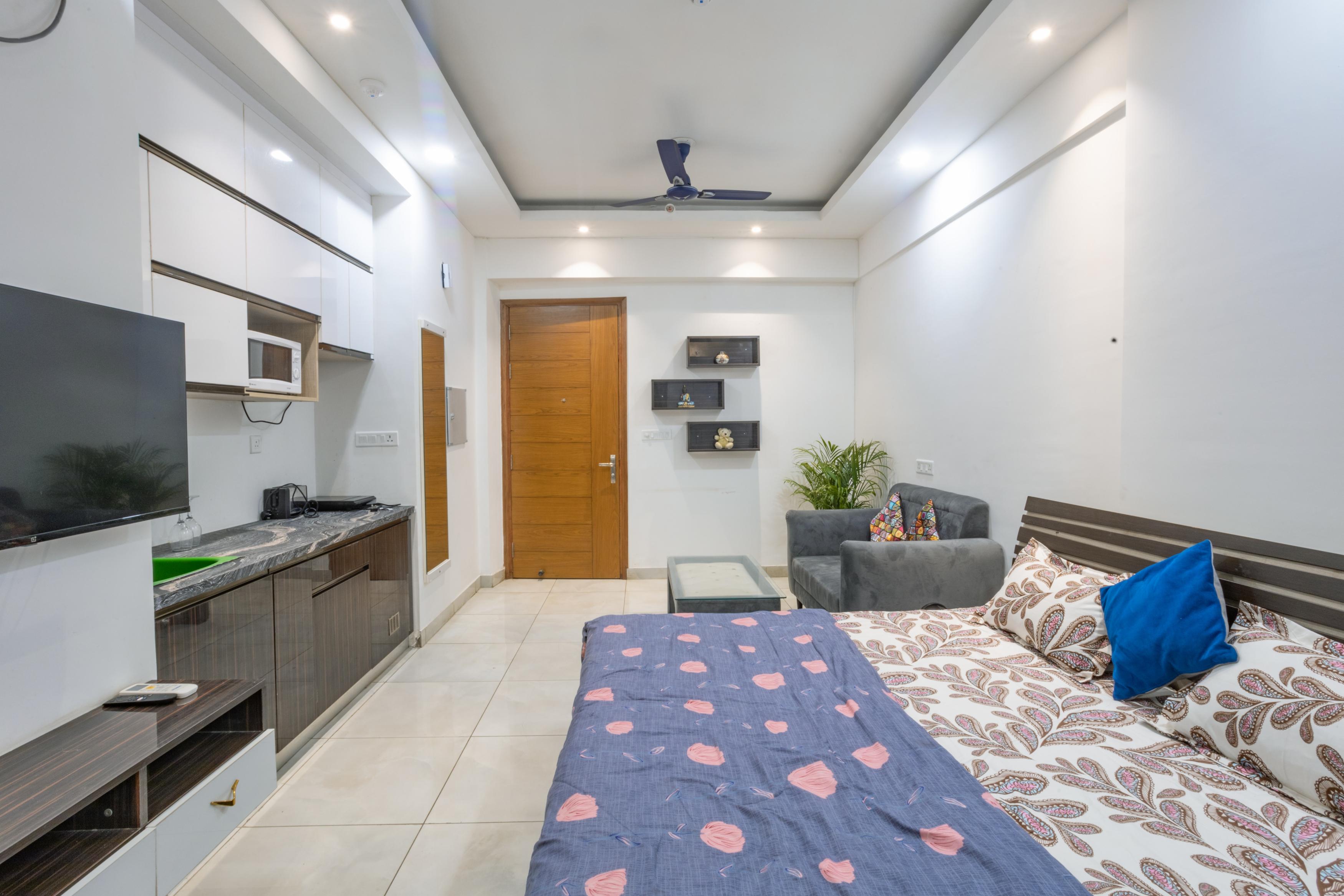 The Taj Studios Private Luxury Studio Apartment Central Noida - Tap to explore photos