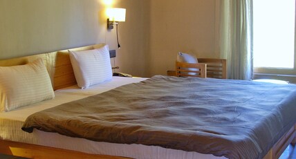 Dakpa House Room Type - Deluxe Room