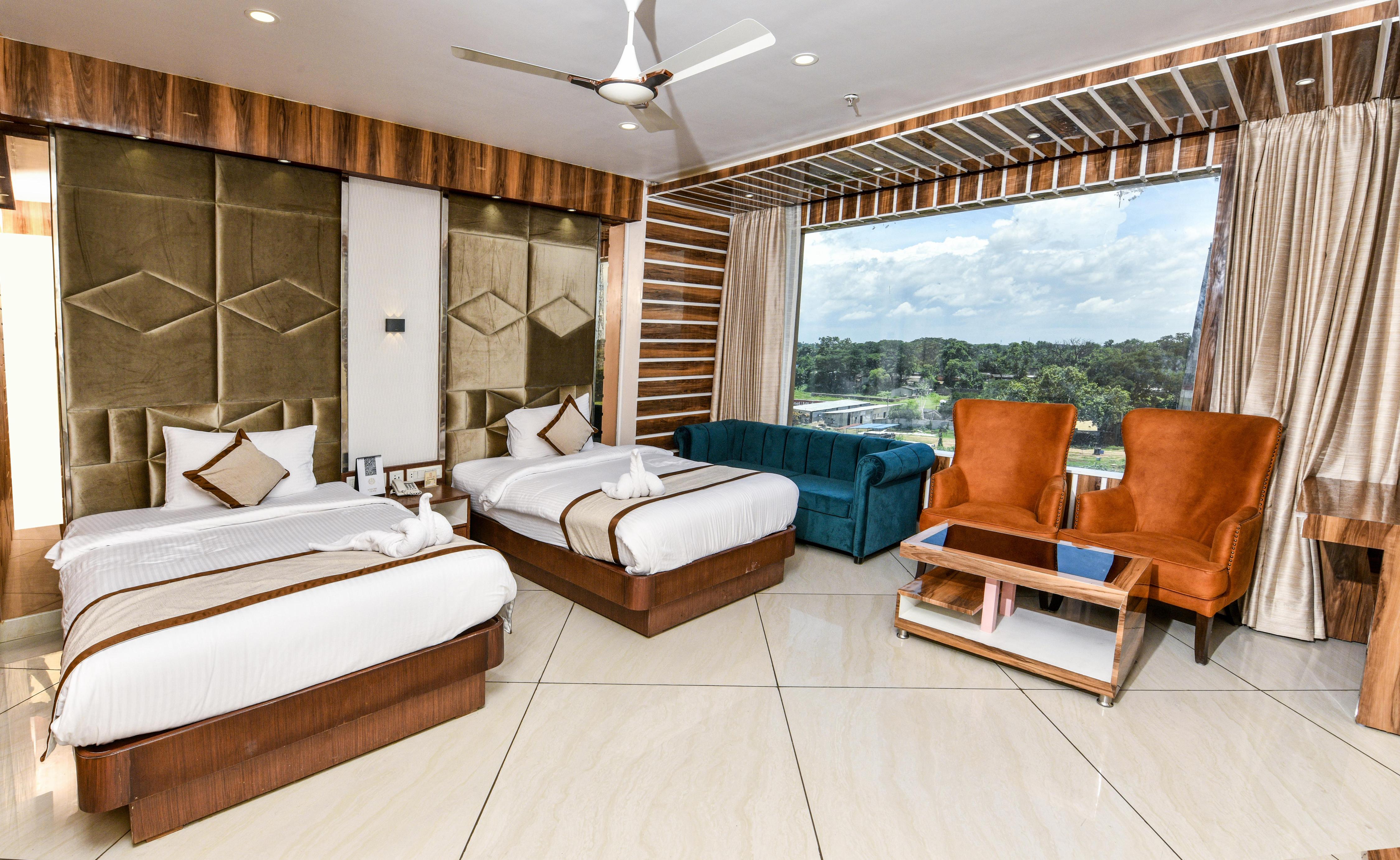 Hotel RJ, Bardhhaman - Tap to explore photos