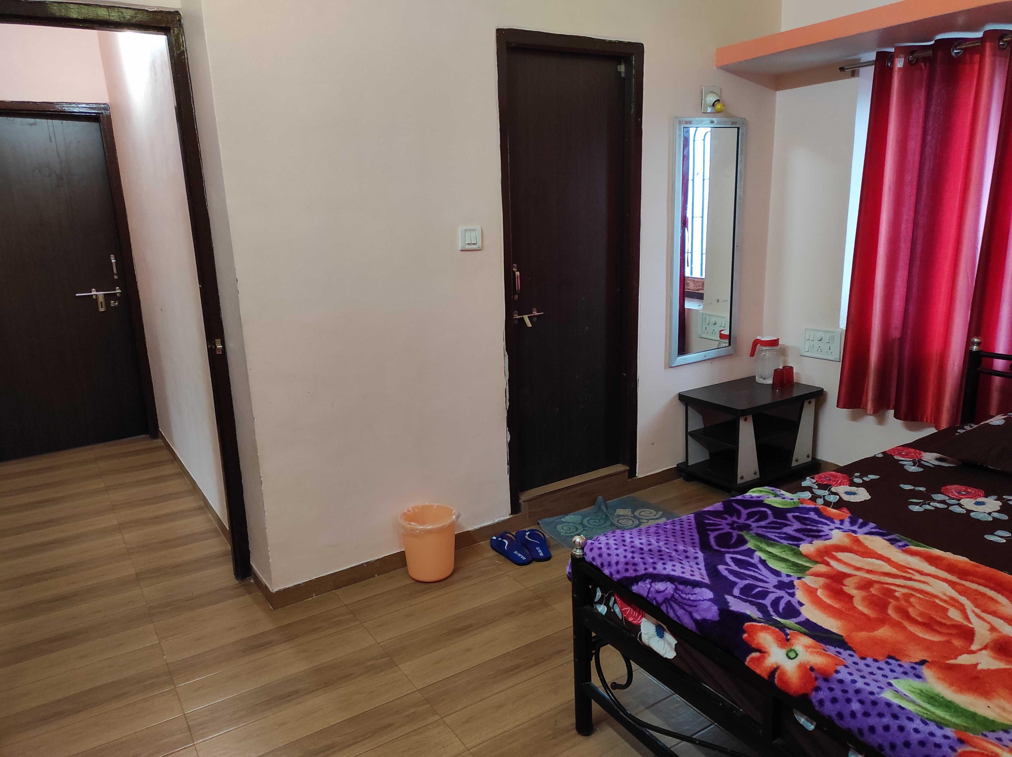 Hotel O Home Shri Khemankari Home Stay - Tap to explore photos
