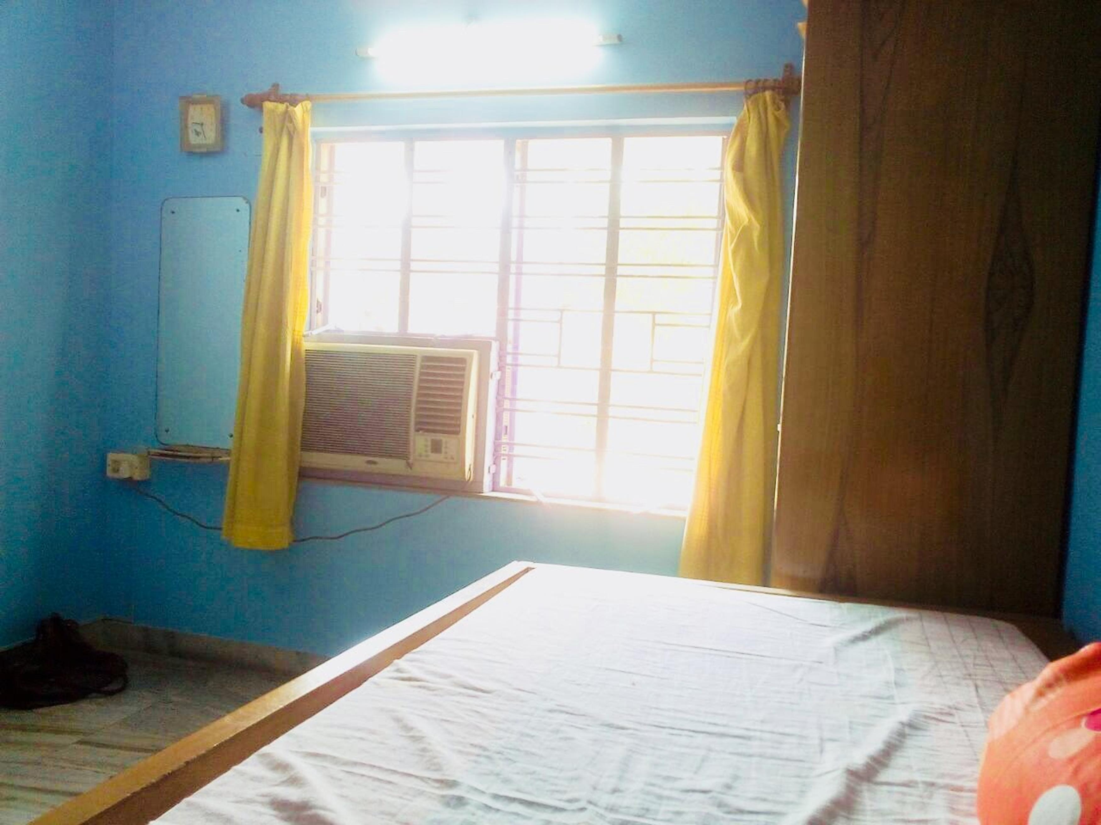 Fully furnished 2bhk apartment opp Kali temple. - Tap to explore photos