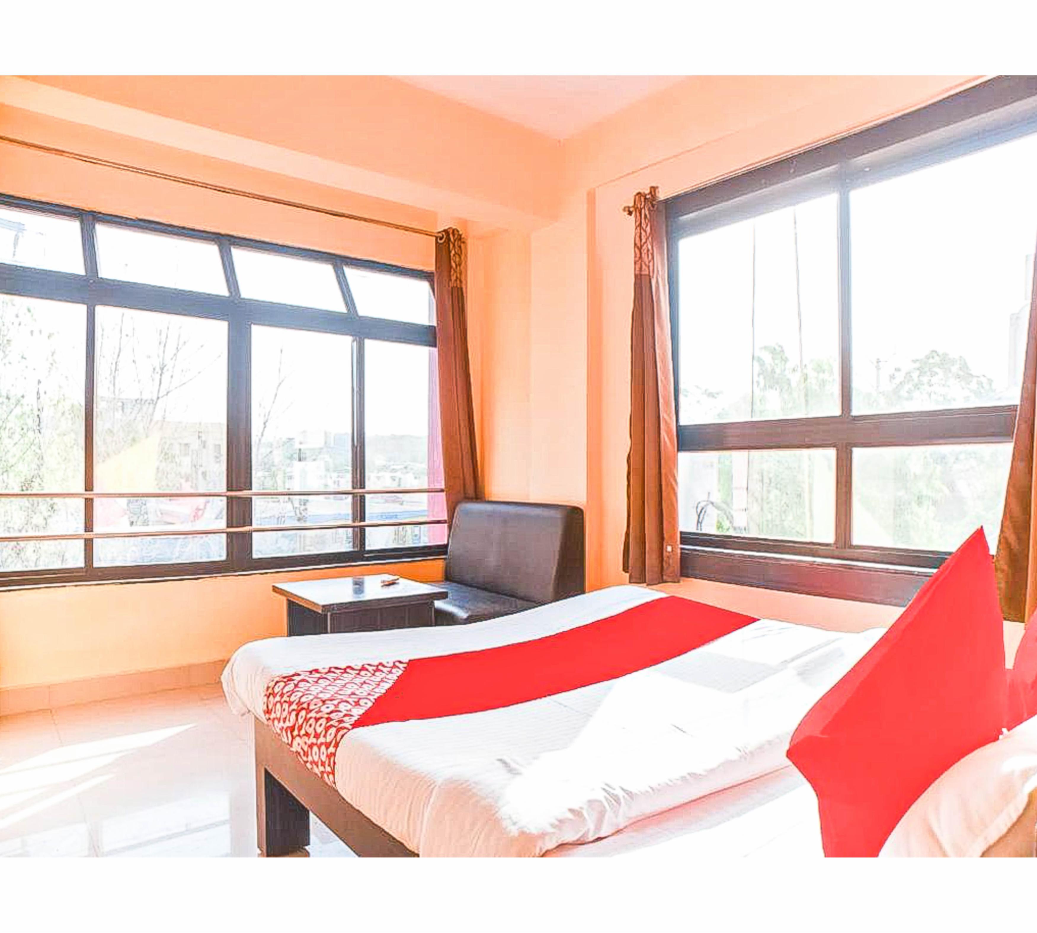 Hotel JK Palace Room Type - Standard Room Non Ac