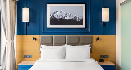 Ramada Encore by Wyndham Siliguri Sevoke Road Room Type - 1 Queen Bed, Deluxe Room, Non-Smoking