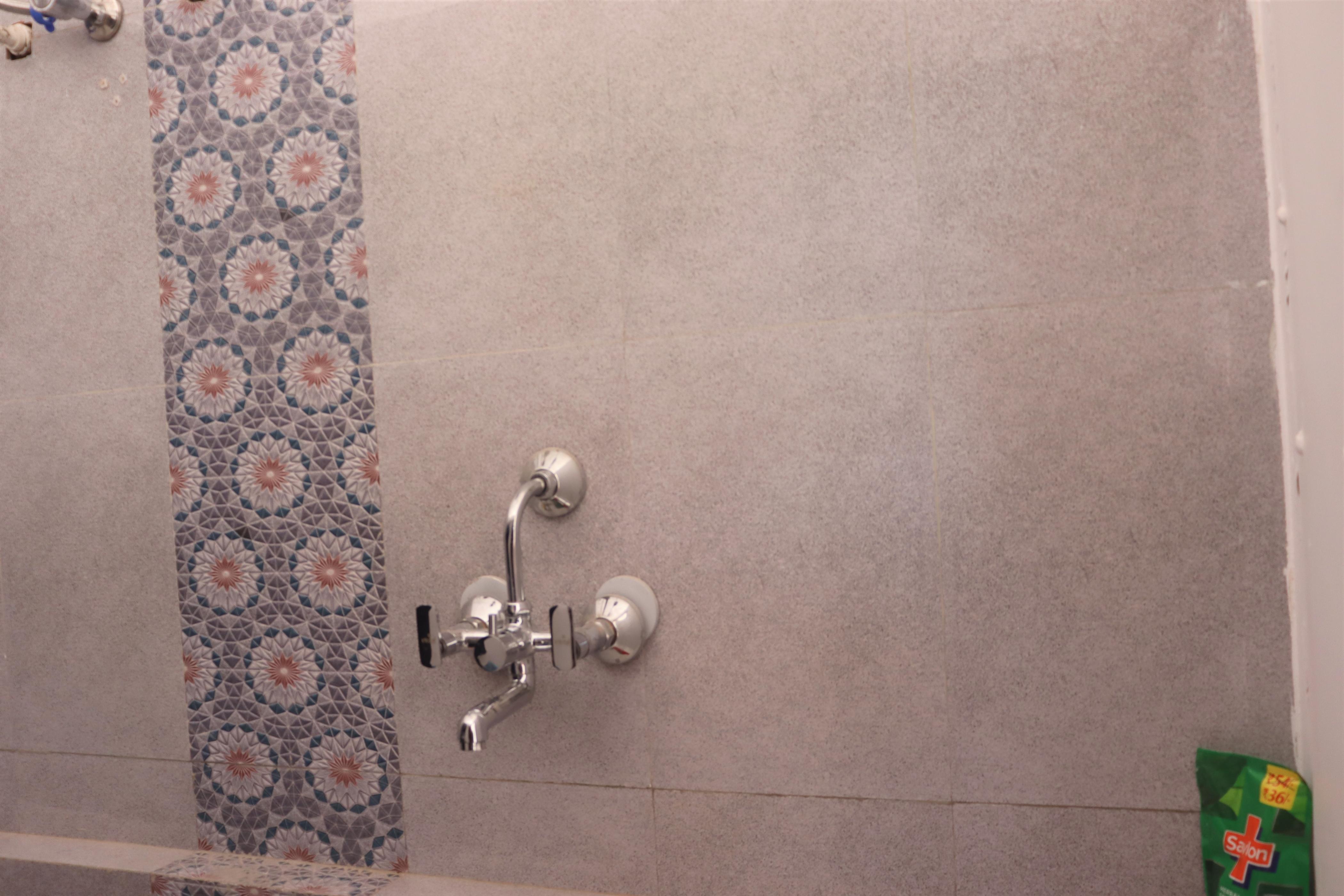 aashvi inn - Tap to explore photos