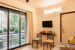 CollarCamp Twilight 1BHK Apartment