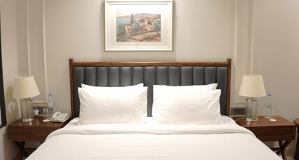 ORILLIA KASAULI Room Type - Deluxe Room Without Balcony