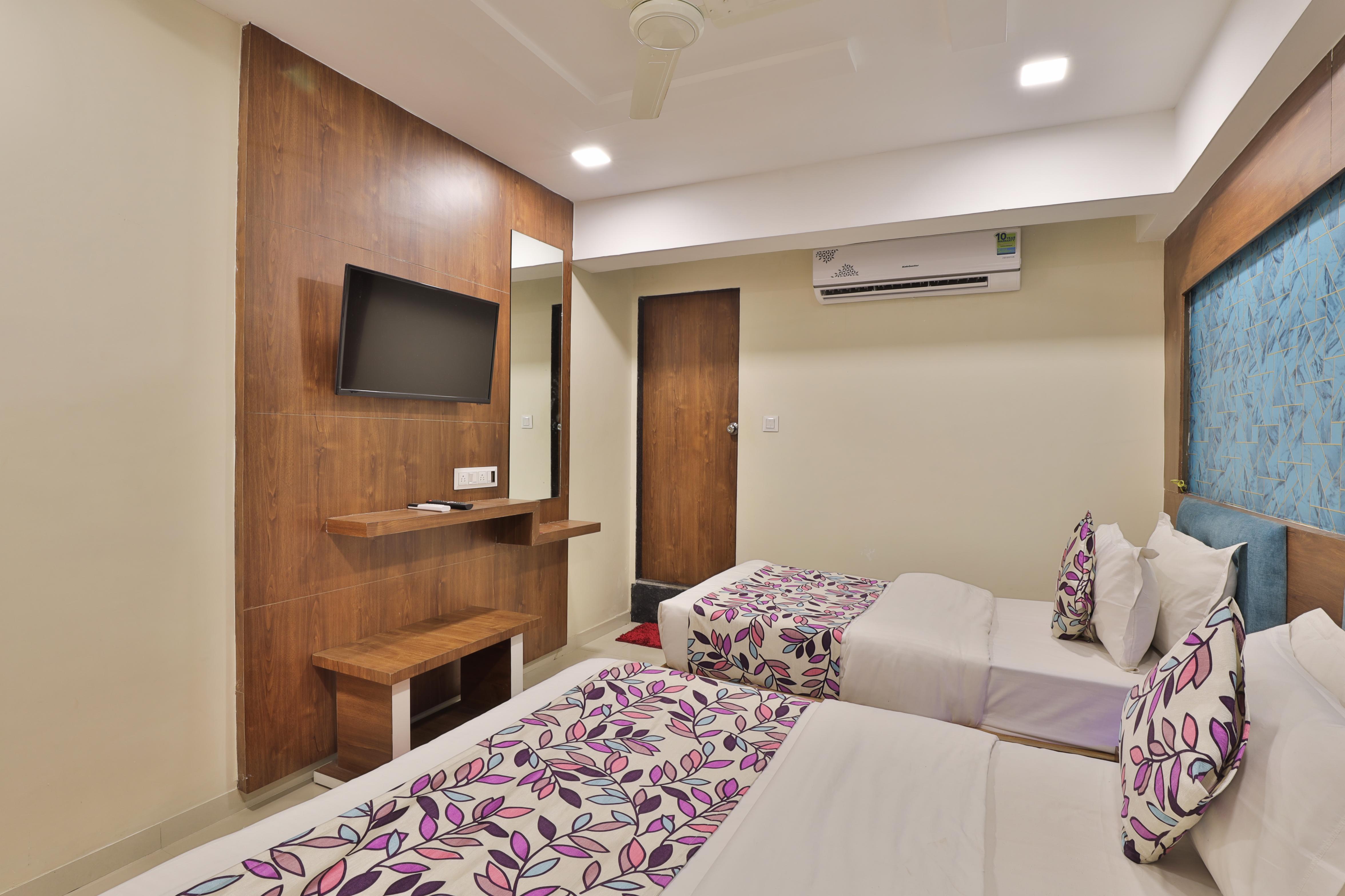 HOTEL REST INN Room Type - HONEYMOON ROOM