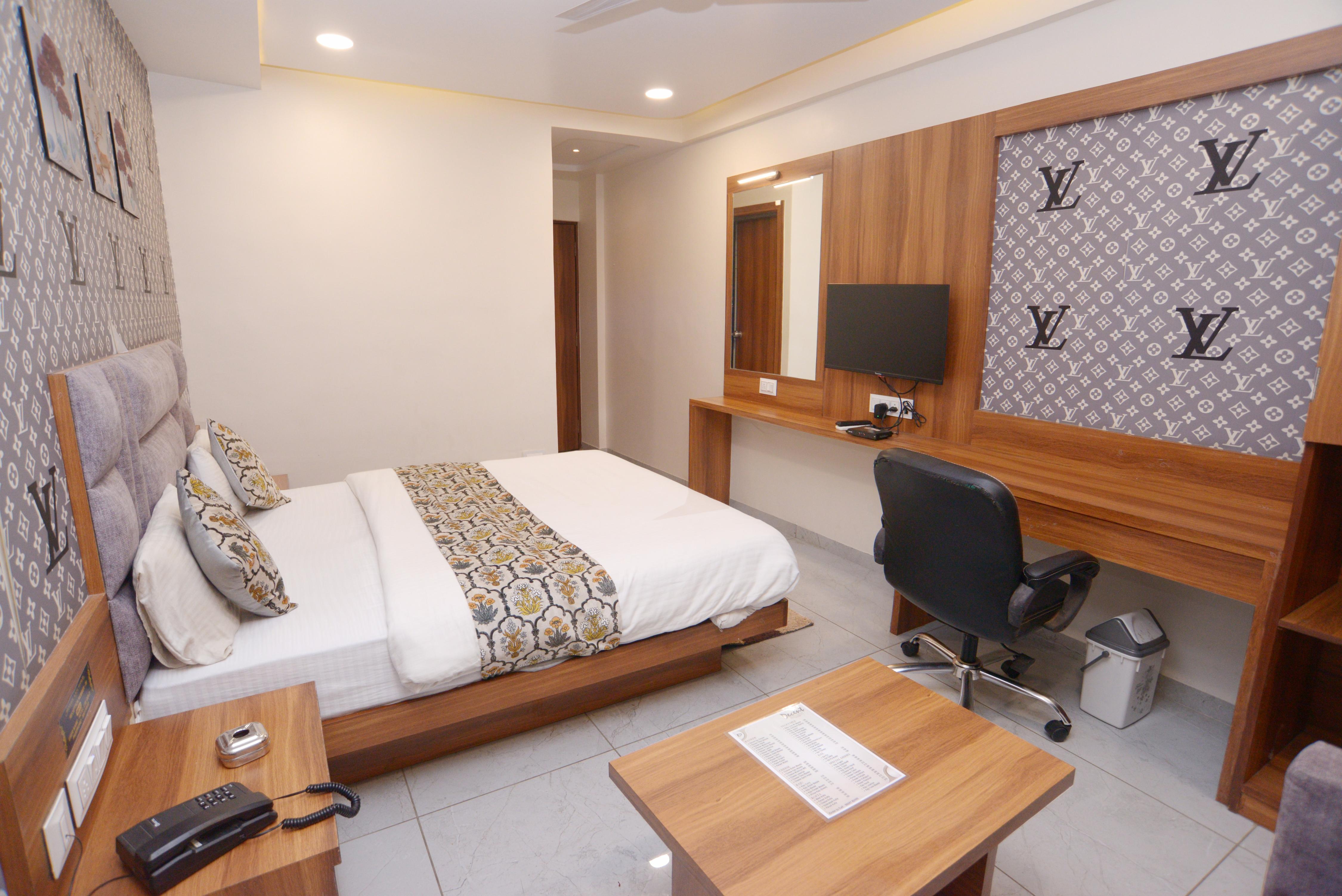 Hotel lee Gold Room Type - DELUX ROOM