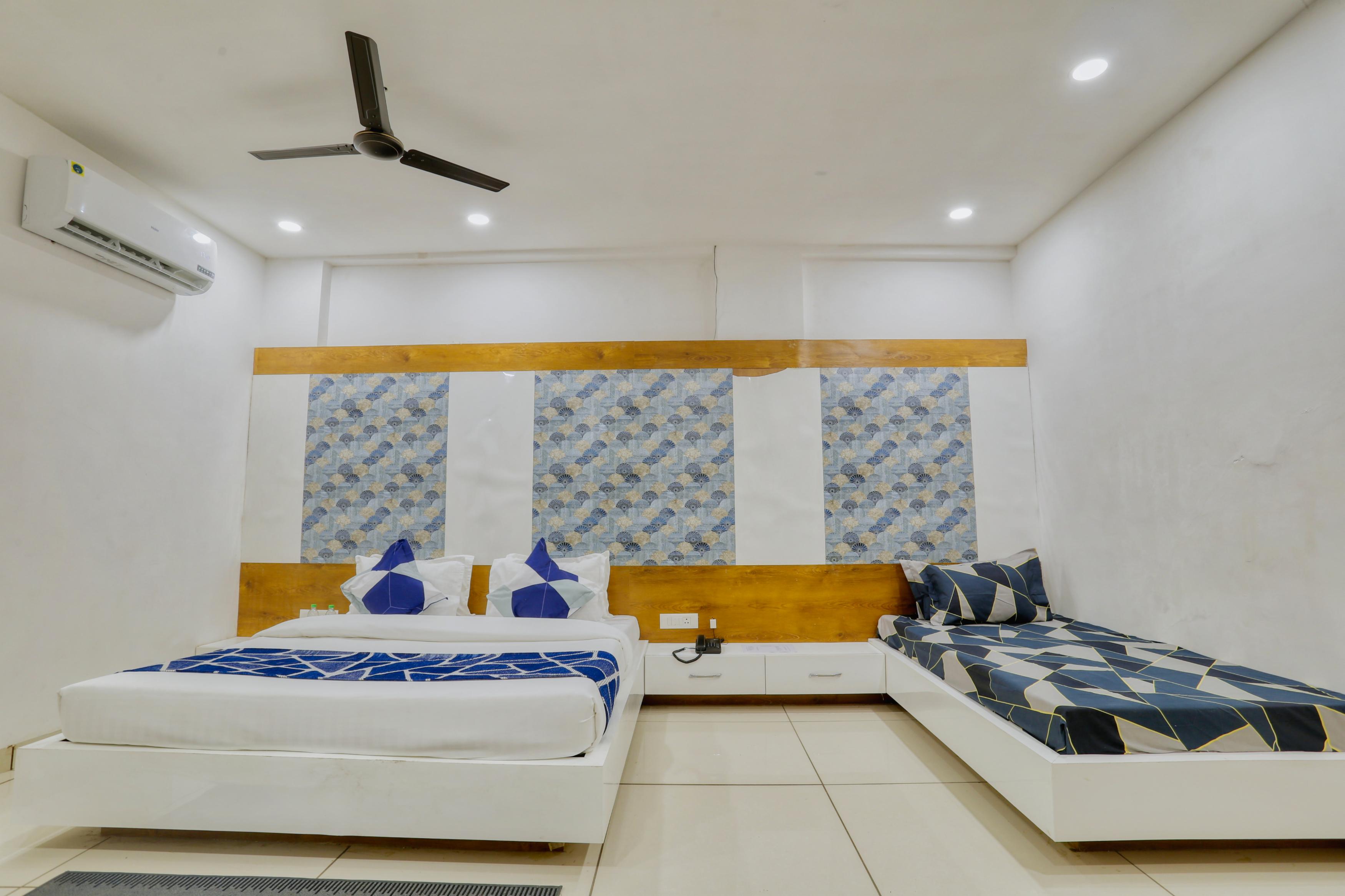 Hotel B Fine,Vijay Nagar Room Type - Premium Room