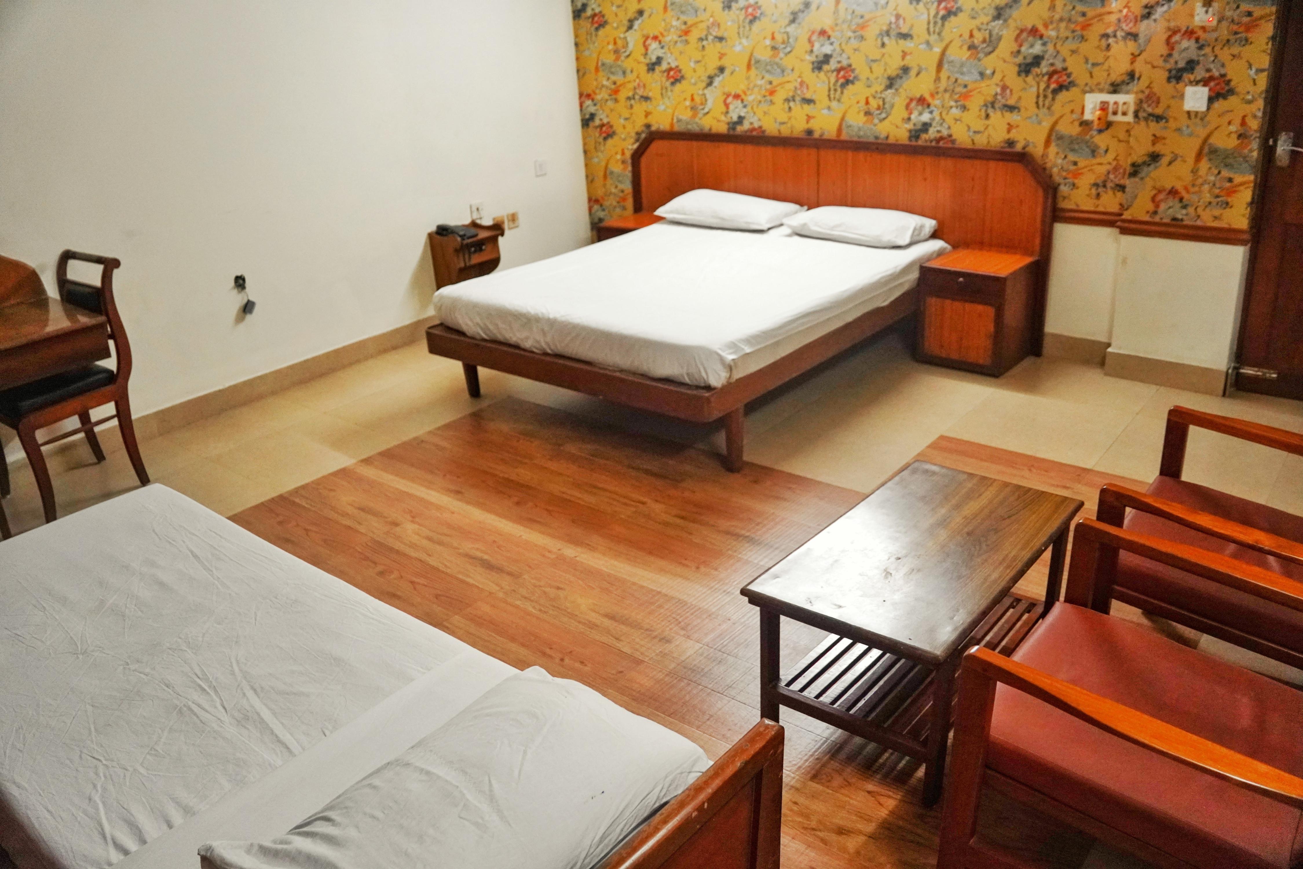 Hotel Prasanth Room Type - AC Standard Room