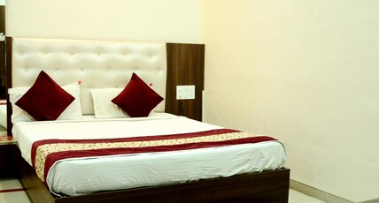 hotel hari palaces Room Type - super deluxe