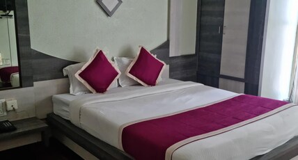 Kiara Eshosans Palace (100 meters From Sai Samadhi Temple) Room Type - Standard Double Bed Non AC Kiara Eshosans Palace (100 meters From Sai Samadhi Temple) Room Type - Standard Double Bed Non AC