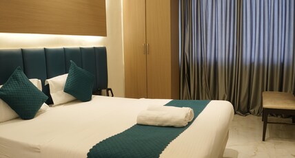 Kiara Eshosans Palace (100 meters From Sai Samadhi Temple) Room Type - Luxury Double Room Kiara Eshosans Palace (100 meters From Sai Samadhi Temple) Room Type - Luxury Double Room