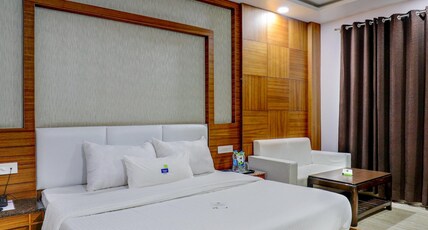 Hotel Pushap Villa Room Type - Premium room