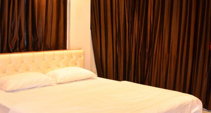 Hotel sai palace lodging Room Type - Standard Non AC Room Hotel sai palace lodging Room Type - Standard Non AC Room