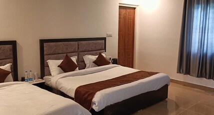 Hotel Grandshiva Room Type - Family Suit