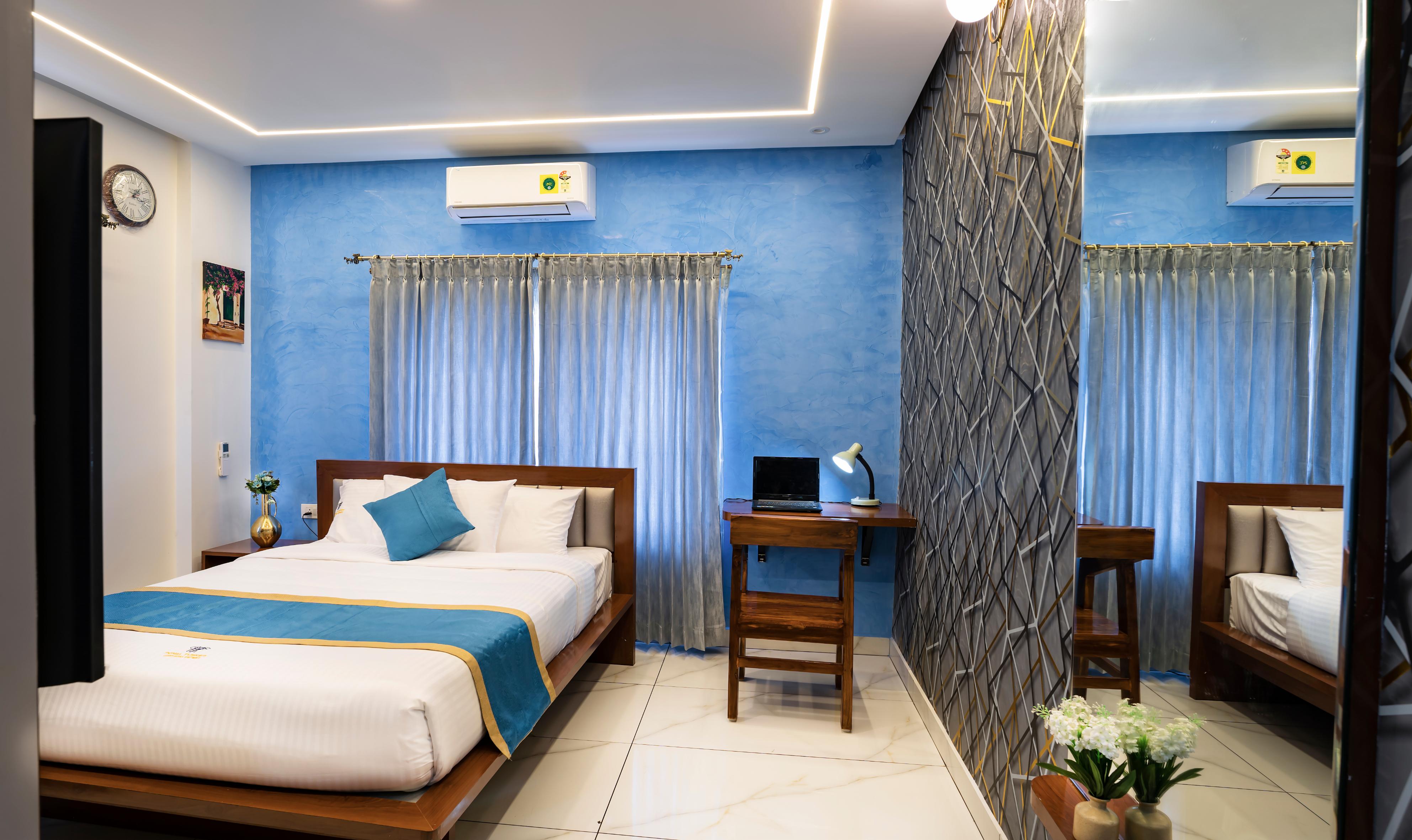 Royal Tusker Luxury Service Apartments - Tap to explore photos