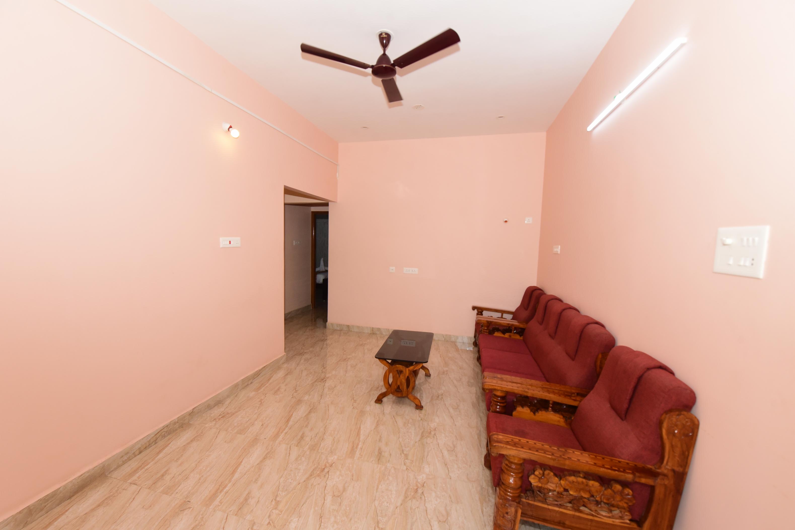Alexa Homestay - Tap to explore photos
