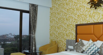 The Grand Ladhukara Room Type - Superior Sea View Room