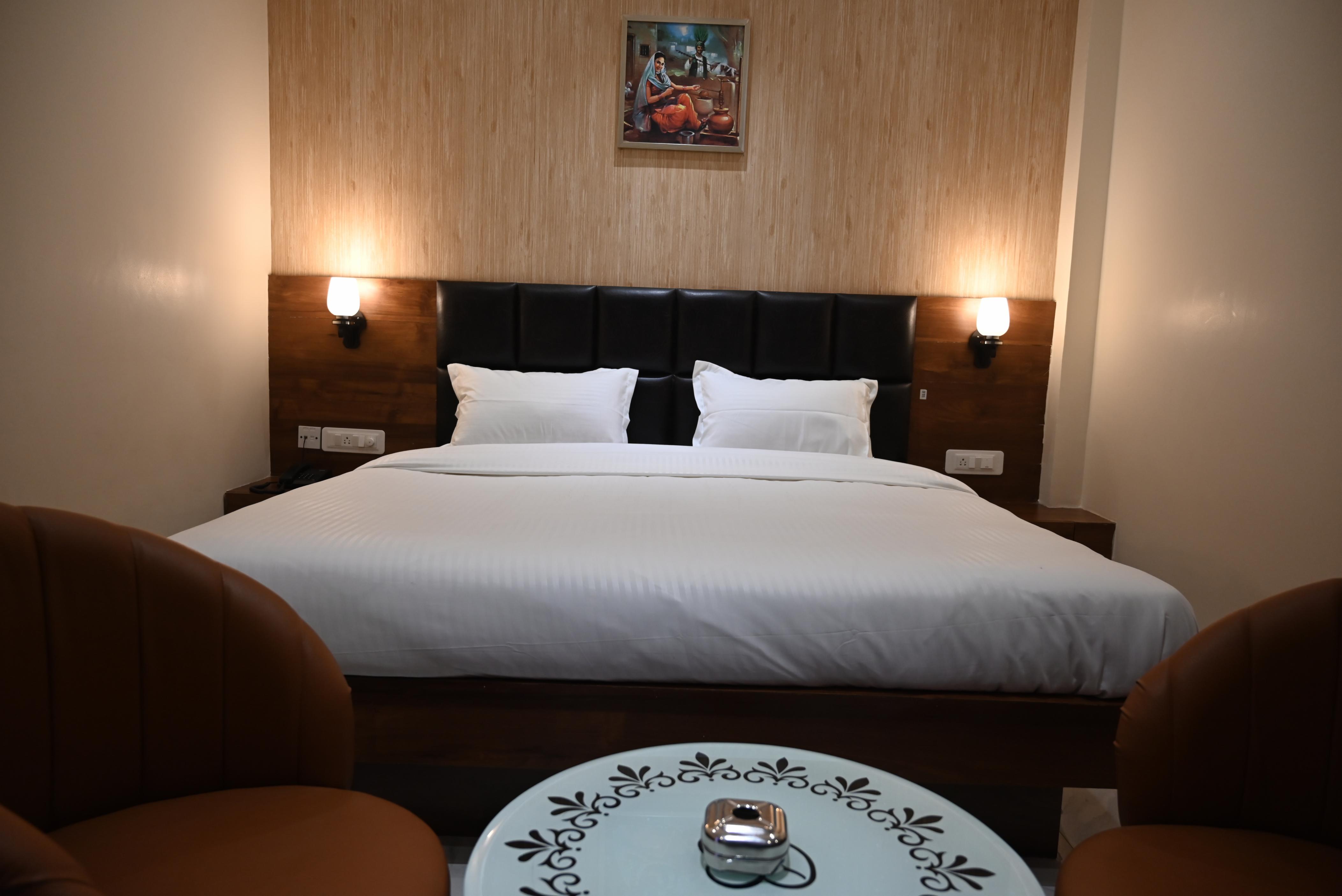 Hotel The Brahmas Rewa Room Type - SUPER DELUXE ROOM