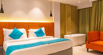 Ski Hotel & Resort by White Panda Hotels Room Type - Executive Room with Bathtub