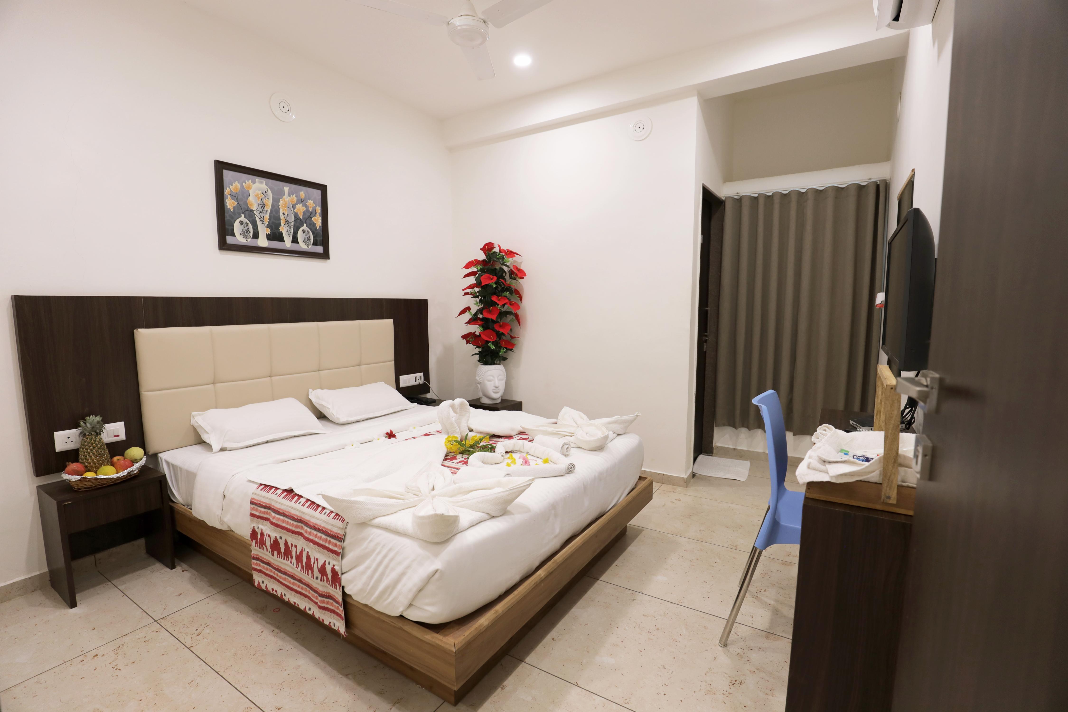 Leena Enclave at statue of unity Room Type - Suit Room