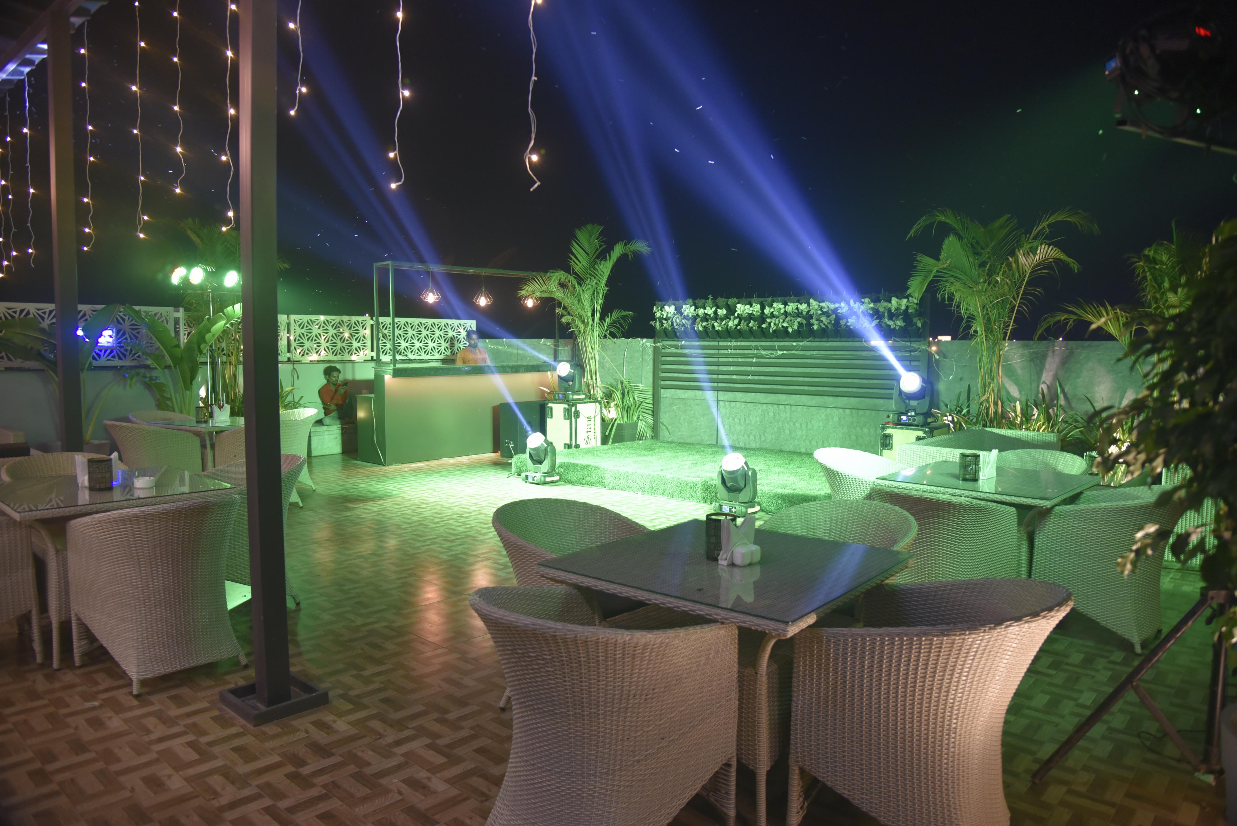 Samada Hotel & Banquet - Tap to explore photos