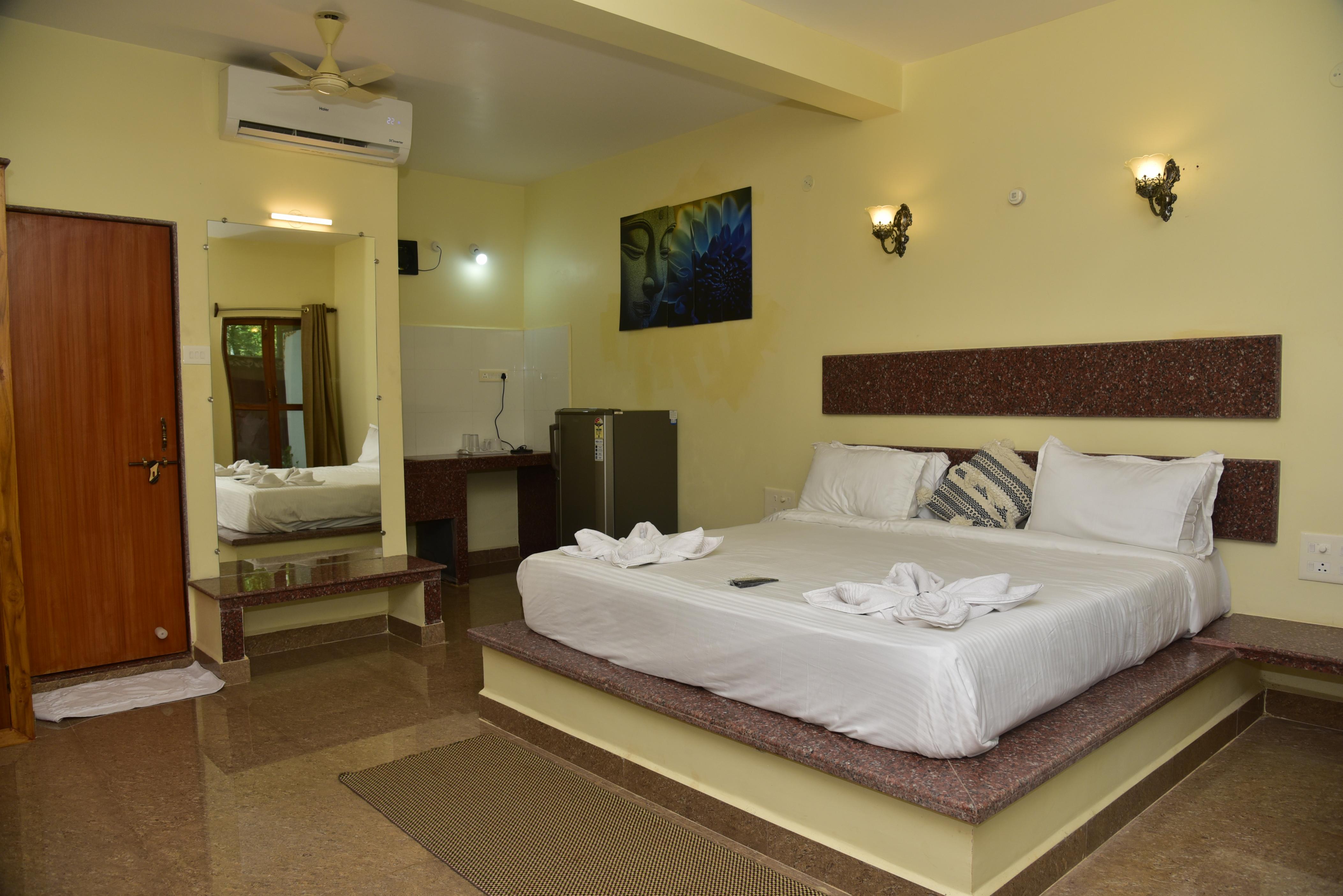 Kapila Beach Hotel and Resort - Tap to explore photos