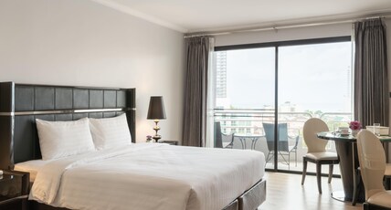 Sirin Exclusive Hotel and Residence Room Type - Deluxe King Room with kitchenette and  balcony