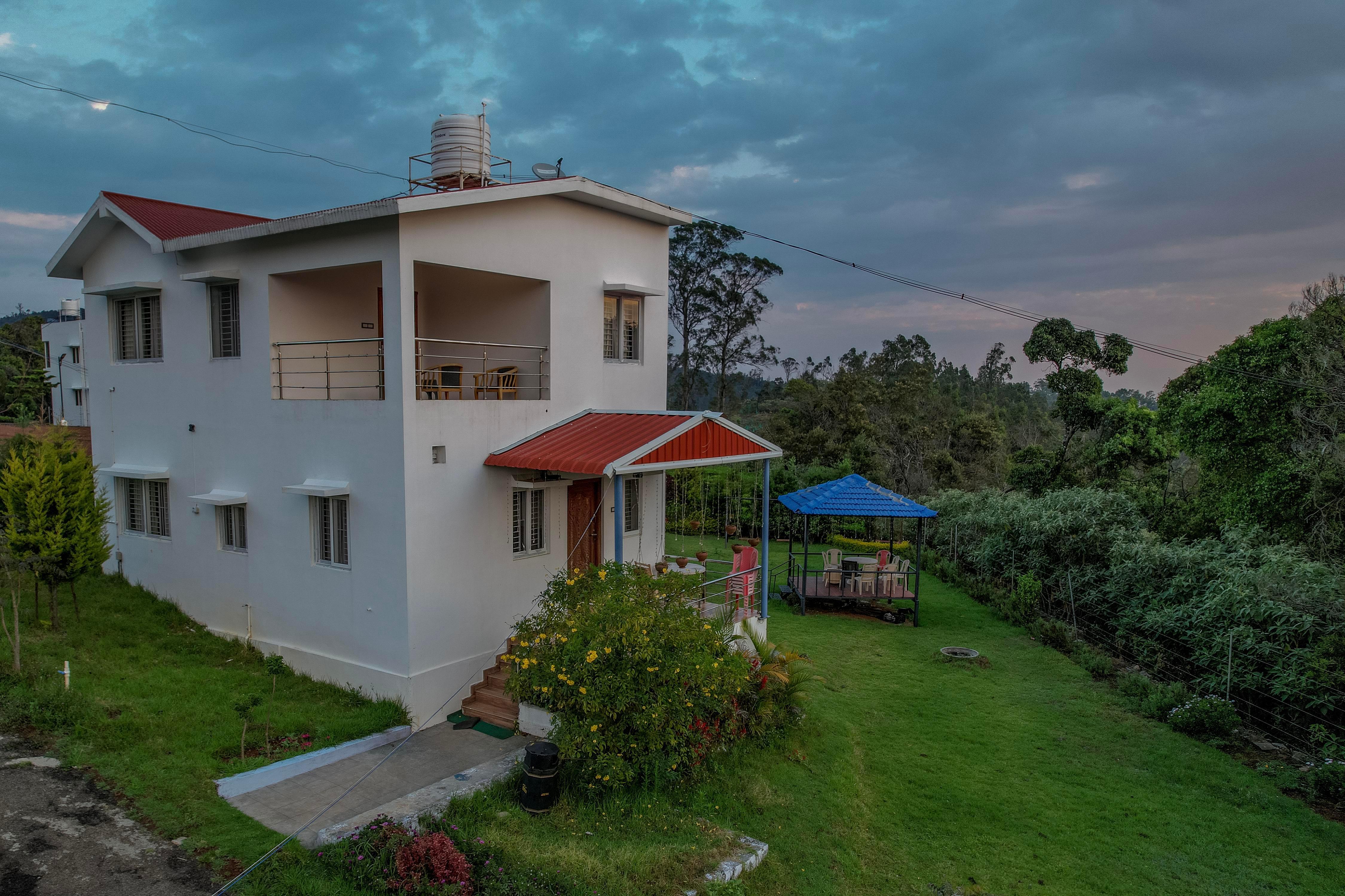Royal Crown Room Type - Mary Gold - 3 BR Villa