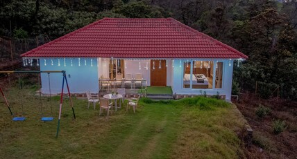 Royal Crown Room Type - Hibiscus - 2 BR Villa