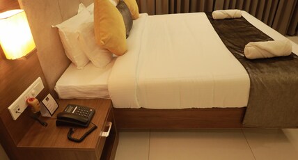 Hotel Kottayam Grand Room Type - DELUXE SUITE