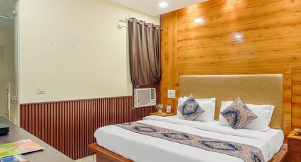 Hotel Park Street Room Type - Deluxe room