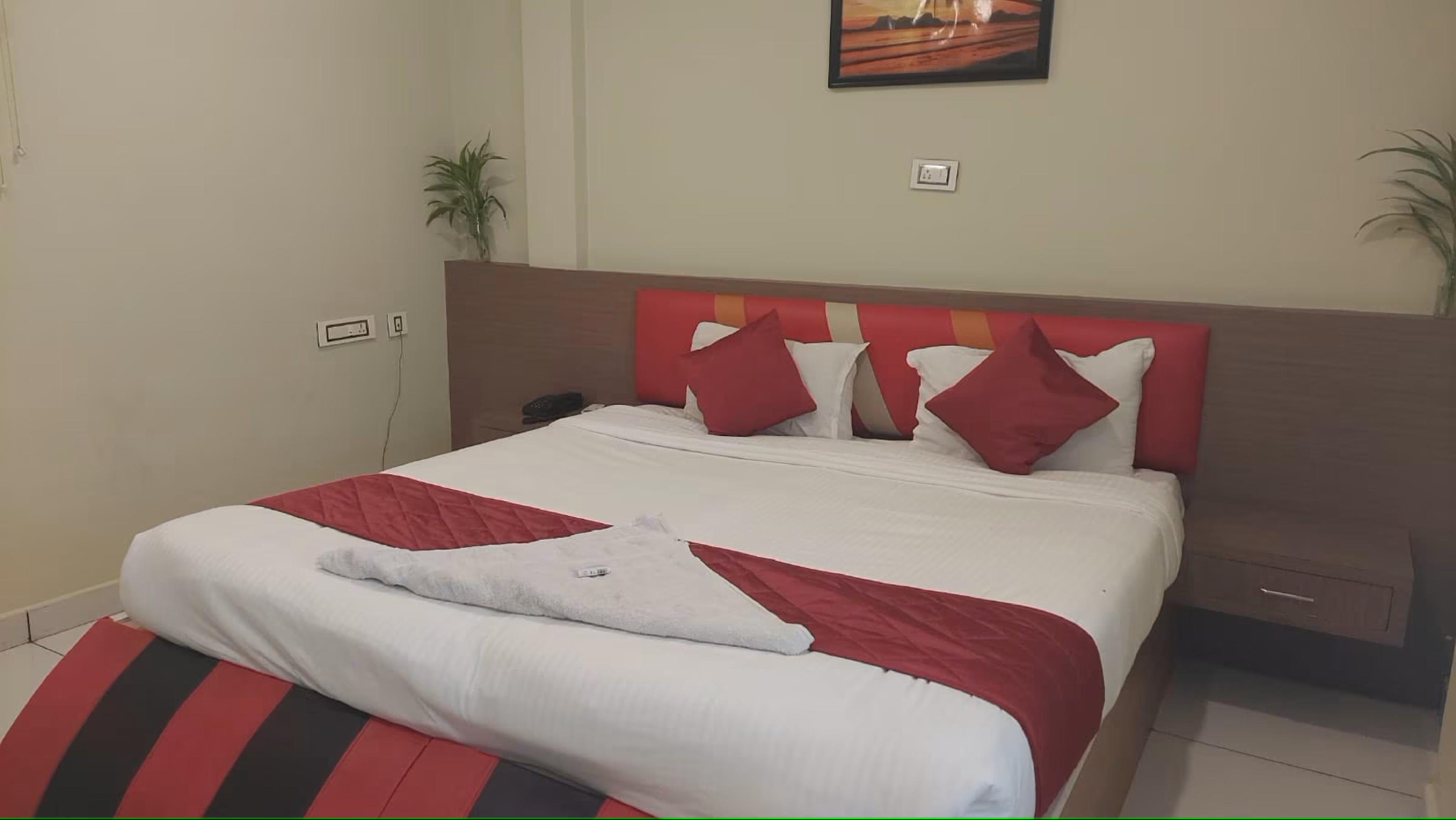 Royal Plaza Residency Room Type - Suite Room