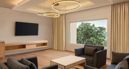 Courtyard by Marriott Tiruchirappalli Room Type - Executive Suite