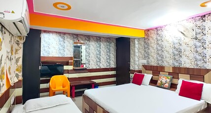 Raghunandan Guest House Room Type - Deluxe Triple Bed Room AC (Separate Bathroom ) Raghunandan Guest House Room Type - Deluxe Triple Bed Room AC (Separate Bathroom )
