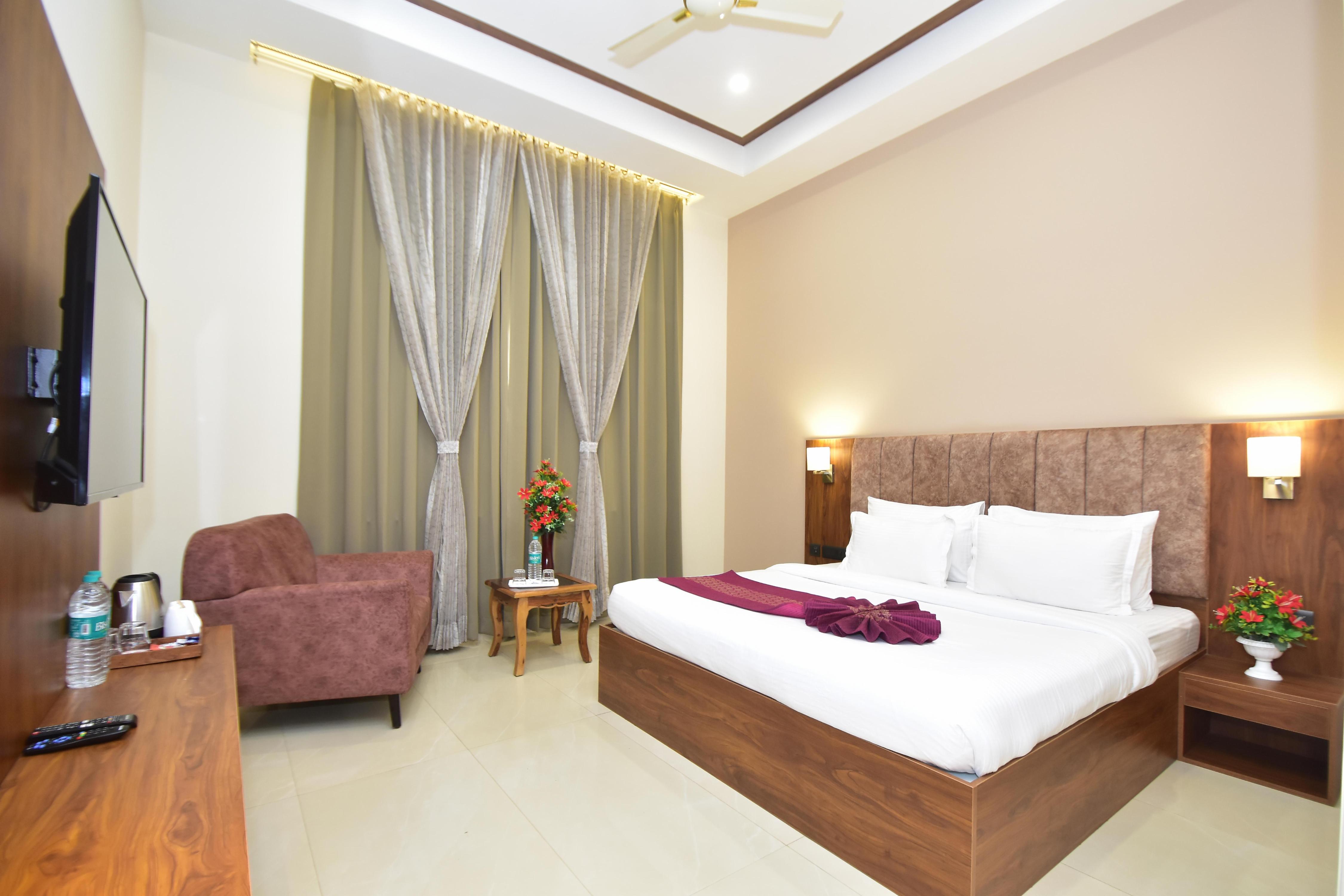 Hotel ShyamLeela - Khatushyamji Room Type - Premium Room