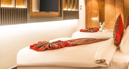 Amritara Kirpa, Amritsar  Golden Temple. Room Type - Amritara Twin room - Enjoy Happy Hour 1+1 mocktail