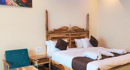 Saffron Inn Room Type - Traditional Room