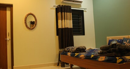 AMBIKA RESORT Room Type - DELUXE Non AC ROOM
